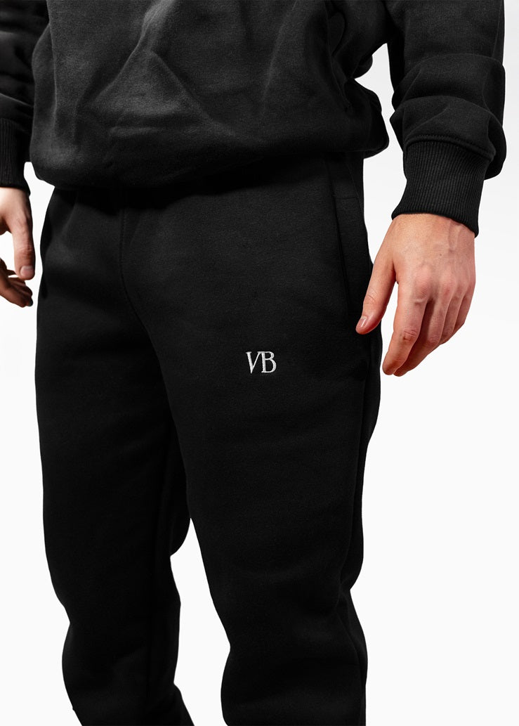 VB Essential Jogger